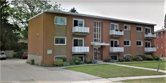 LARGE & BRIGHT 1 Bedroom - Prime Location