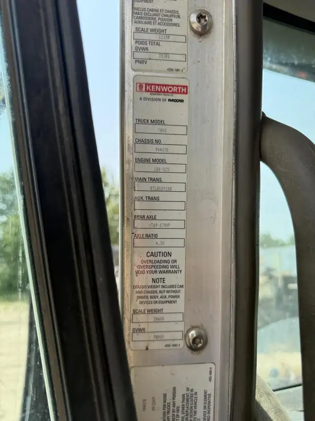 2010 KENWORTH T800 in Heavy Trucks in Saskatoon - Image 37