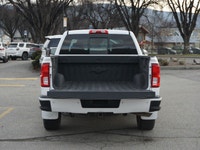 2018 Chevrolet Silverado 1500 LTZ Strong, reliable, and nicely equipped this one-owner, no-accident... (image 6)