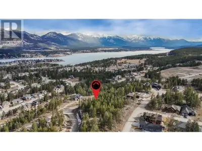 PRIME LOT with NO BUILDING COMMITMENTS! Bring your own builder and Build your dream home in the hear...