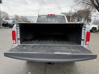 Welcome to Murray Buick GMC - Penticton Feel at home in our 2018 RAM 2500 Laramie Diesel Crew Cab 4X... (image 6)