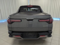 Built for drivers who want pickup utility without giving up everyday comfort, this used 2025 Hyundai... (image 6)