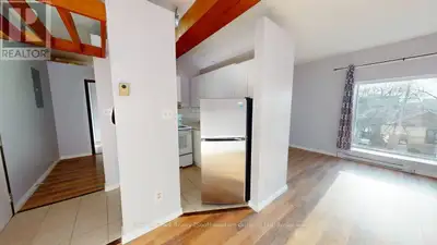 Live where Guelph comes alive at this downtown 1-bedroom unit with big windows & unbeatable transit...