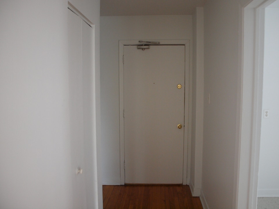 Village Millcraft Apts. 1 Bedroom Unit - November 1st Occupancy 5