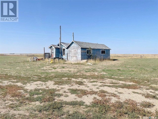 Anderson Acreage Lake Johnston Rm No. 102, Saskatchewan in Houses for Sale in Moose Jaw - Image 4