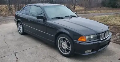 Parting out 1993 BMW 325is E36. Bumpers SOLD, skirts SOLD, fenders SOLD. Engine and transmission are...