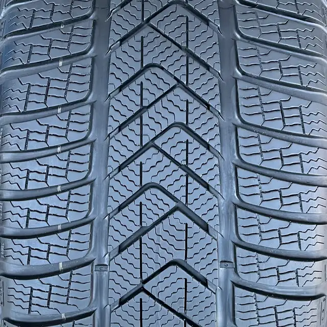 (98%) 4x BMW X5 | X6 20" OEM Winter Wheels Package in Tires & Rims in City of Toronto - Image 11