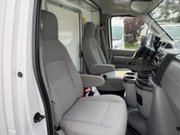 LEASING AVAILABLE, 2024 FORD E450 16'CUBE VAN W/ Walk through door, Auto, Clean White Exterior with... (image 1)