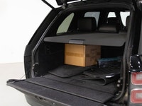 This beautiful 2021 Land Rover Range Rover P400 Westminster is a local Ontario vehicle. Designed for... (image 8)