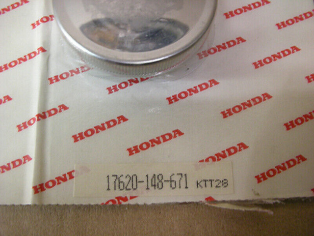NOS OEM Honda gas cap 17620-148-671 PA 50 in Other in Stratford - Image 3