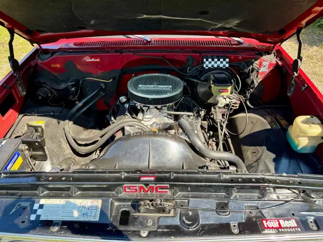 1983 GMC Truck Sierra 1500 Longbox in Cars & Trucks in Ottawa - Image 10