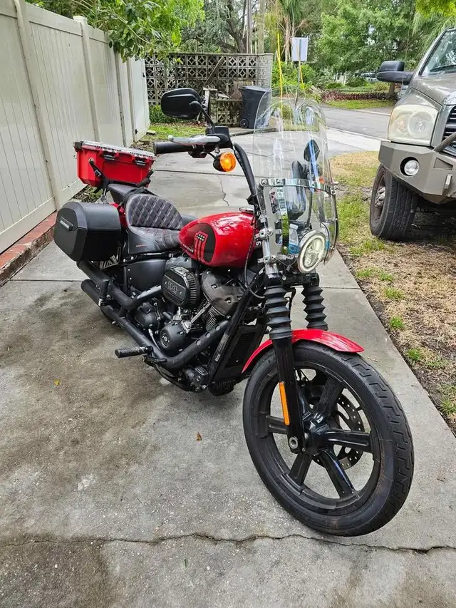 2023 HARLEY-DAVIDSON SOFTAIL STREET BOB 114 - RED in Street, Cruisers & Choppers in Delta/Surrey/Langley - Image 3