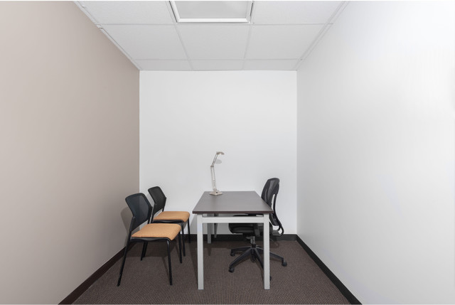 Professional office space in Sussex Centre in Commercial & Office Space for Rent in Mississauga / Peel Region