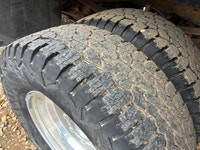 This item(s) are selling by Online Timed Auction Equipment Consignment Auction Bidding Opens: 9 AM -... (image 9)