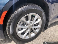 Perfect for families on the go, this 2025 Chrysler Pacifica Select in stunning Fathom Blue Pearl com... (image 9)