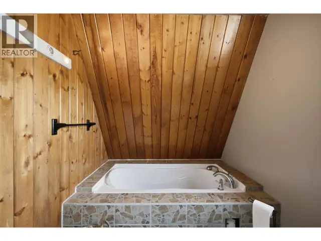 1925 COMMODORE CRESCENT Williams Lake, British Columbia in Houses for Sale in Williams Lake - Image 14