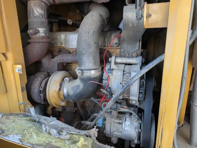 2012 CATERPILLAR 924H in Heavy Equipment in Edmonton - Image 29