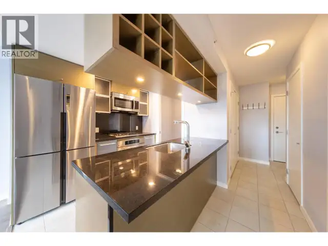 907 833 SEYMOUR STREET Vancouver, British Columbia in Condos for Sale in Vancouver - Image 9
