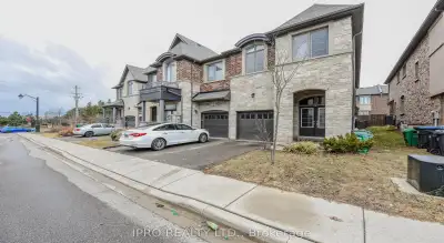 Price: $949,899 / $3,604/mo END UNIT FREEHOLD TOWNHOUSE WITH 2136 SQFT ABOVE GRADE!!! Stone & Brick...