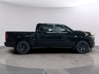 Introducing the 2026 Ram 1500 Sport in an alluring black finish, coupled with a dynamic 4x4 drivetra... (image 5)