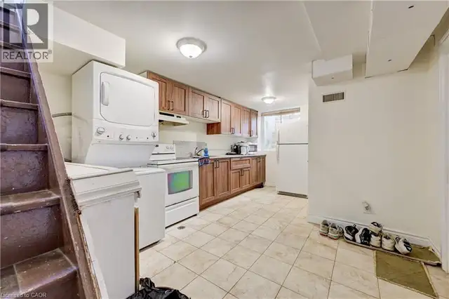 53 HELENE Crescent Waterloo, Ontario in Houses for Sale in Kitchener / Waterloo - Image 26