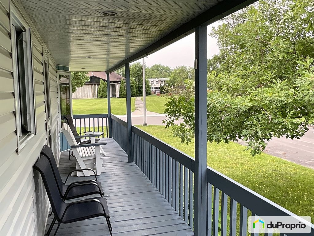 $314,900 - Bungalow for sale in Jonquière (Arvida) — photo 2