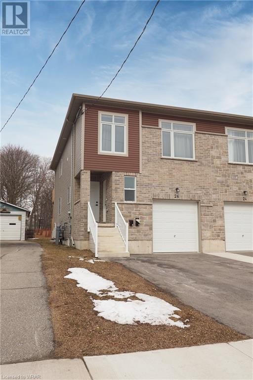26 EDGEWOOD Drive Kitchener, Ontario in Houses for Sale in Kitchener / Waterloo - Image 2