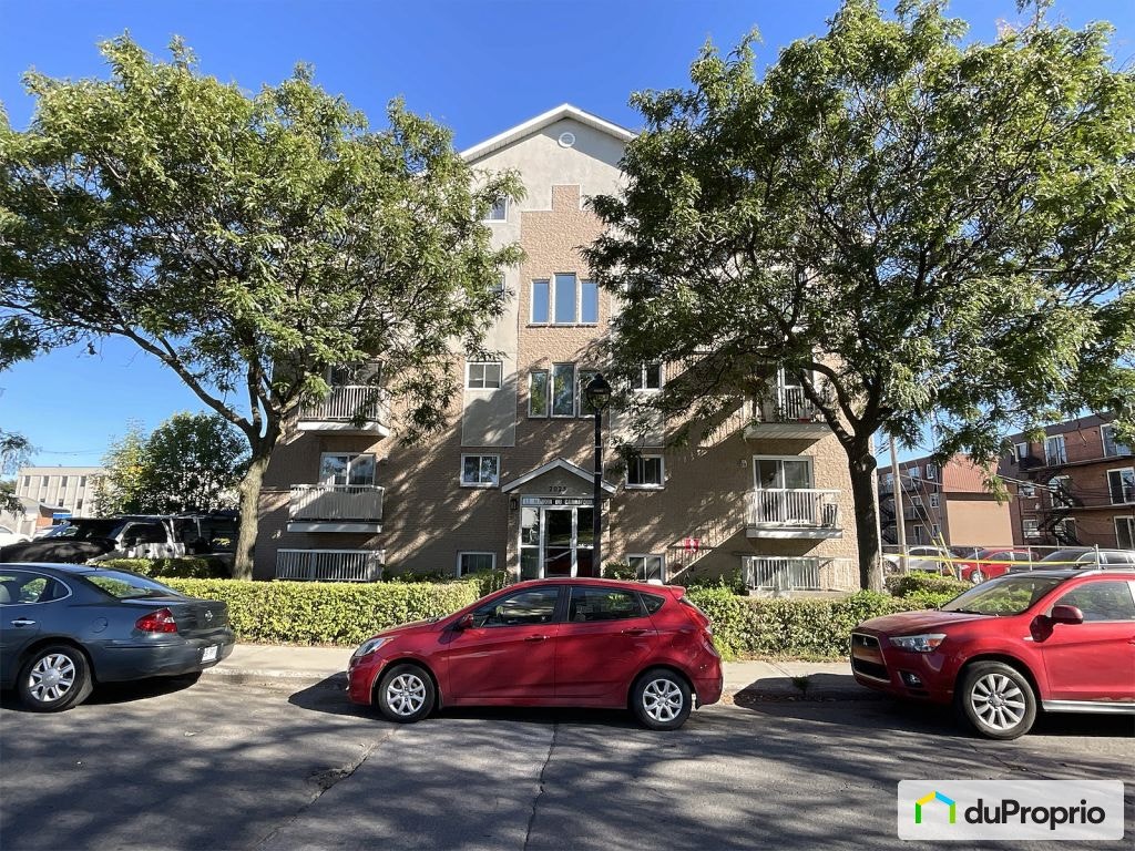 $245,000 - Condominium in Pointe-Aux-Trembles / East Montreal — photo 1