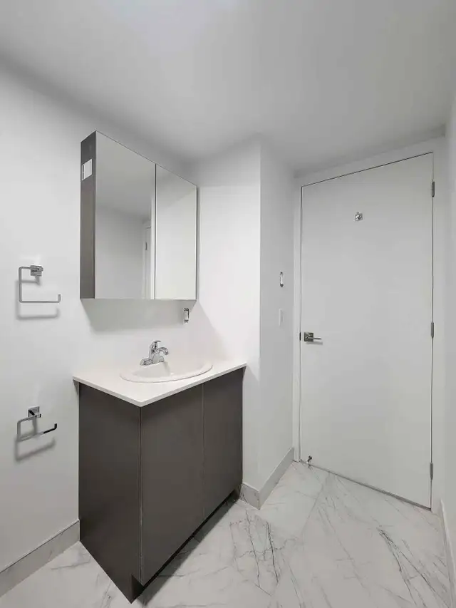 4 1/2 À LOUER LAVAL (VIMONT)- in Long Term Rentals in Laval / North Shore - Image 15
