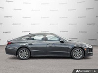 Crowfoot Hyundai, AMVIC Licensed Dealer Mileage: 103,279 km Upgrade your daily commute with this inc... (image 5)