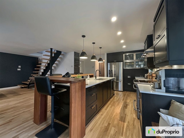 $875,000 - 2 Storey for sale in Cowansville — photo 3