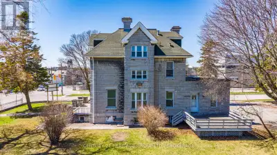 An exceptional opportunity to acquire approx 1 acre centrally located property in Kingston's highly...