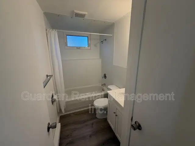 1 Bed 1 Bath lower unit in Current River - 390 Elliot Street in Long Term Rentals in Thunder Bay - Image 12