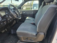 Perfect Auto 11 FT DUMP TRUCK - CLEAN CARFAX - TOOL BOX - 6.7 L DIESEL - 4X4 - TOW PKG - PRICE IS IN... (image 8)