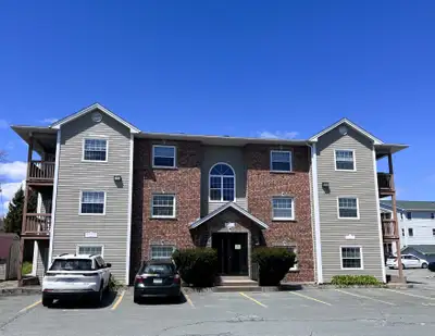 Welcome to Ashwood Apartments –  Two-Bedroom Apartment Available