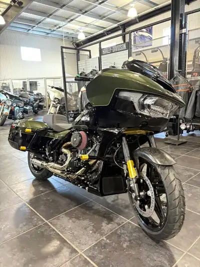 Oppotunity doesn't knock it RUMBLES!!! Looking for a Have you always wanted a Harley? This bike has...
