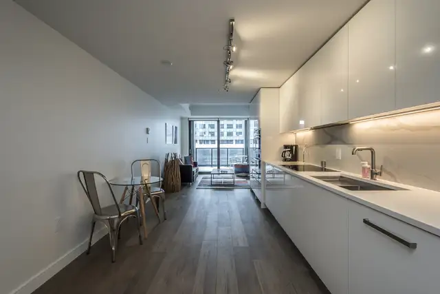 Roy Halifax - 2 BDR Apartment - Downtown in Short Term Rentals in City of Halifax - Image 7