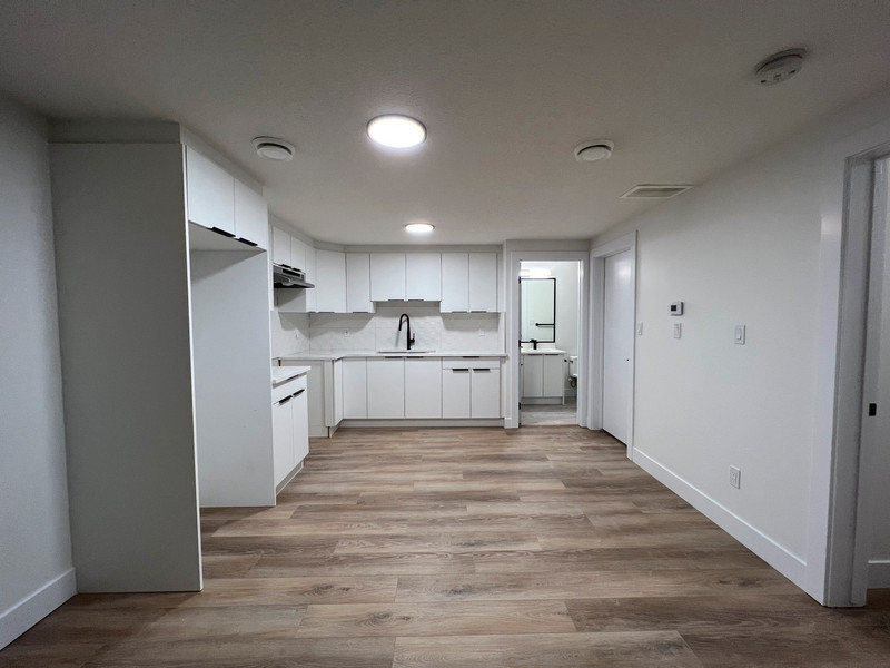 2 Bed 1 Bath Suite For Rent Keswick SW Long Term Rentals Edmonton