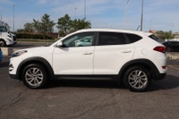 Ready to command the road? Experience the ultimate driving machine. The TUCSON LIMITED AWD. A perfec... (image 3)