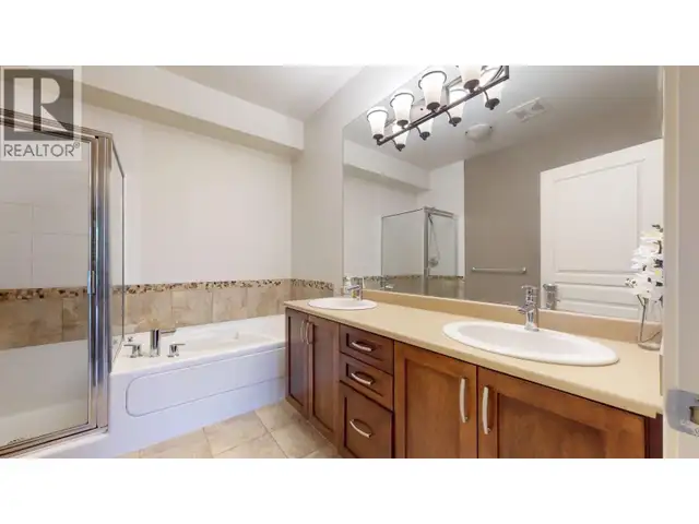 1320 MAIN STREET Squamish, British Columbia in Condos for Sale in Sunshine Coast - Image 32