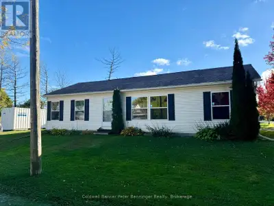 Great bungalow in the quiet village of Tiverton. Situated on a 59' X 134' lot this 1250 sq. ft. home...