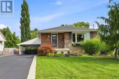 Beautifully renovated, meticulously maintained and completely move-in ready-this 3+1 bedroom, 2-bath...