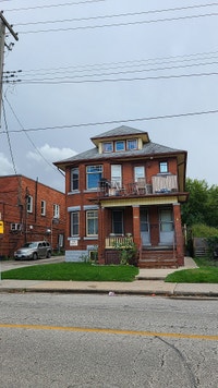 Unit A - 2 bedroom all inclusive - top floor! Sarnia Sarnia Area Preview