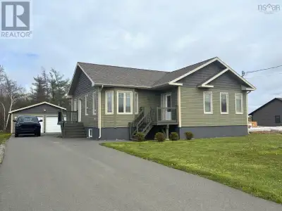 CUSTOM BUILT HOME LOCATED IN A NEWER SUBDIVISION. This side split home is only ten years old & is lo...
