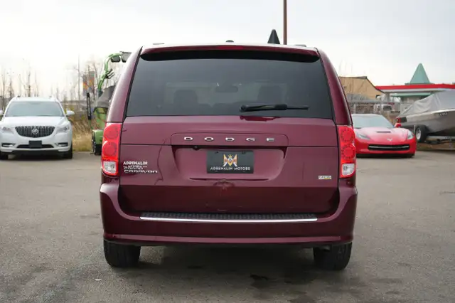 2018 Dodge Grand Caravan SXT Premium Plus WITH STOW & GO in Cars & Trucks in Red Deer - Image 7