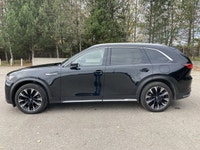 // ACCIDENT FREE!! // Discover premium family versatility with this used 2025 Mazda CX-90 PHEV GT AW... (image 9)
