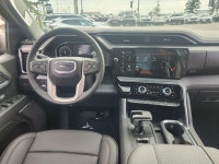 Trailering Package, Pro Safety, Adaptive Cruise Control, Wireless Charging, 360 Camera! With a bold... (image 9)