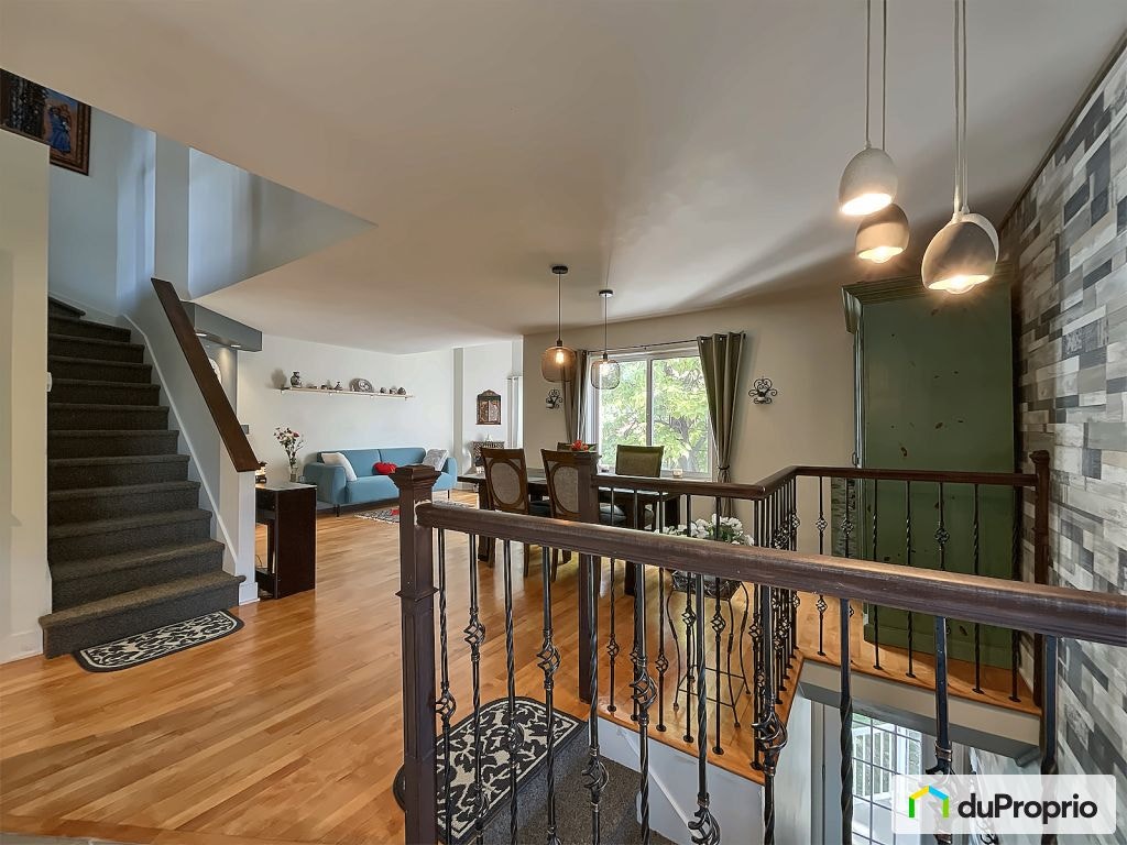 $455,000 - Condominium for sale in Longueuil (St-Hubert) — photo 1
