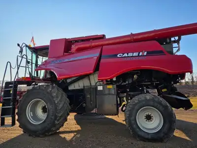 2x Identical units available 2014 Case 7230 3282 Engine Hrs 2422 Separator Hrs Rear Wheel assist Cas...