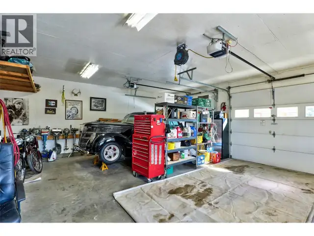 3848 RAINBOW/3861 WATER ST Drive Kamloops, British Columbia in Houses for Sale in Kamloops - Image 32